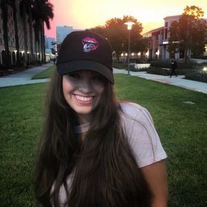 Meet your Posher, Rafaella